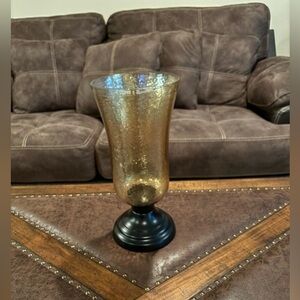 Elegant Gold Acrylic Vase with Black Base
